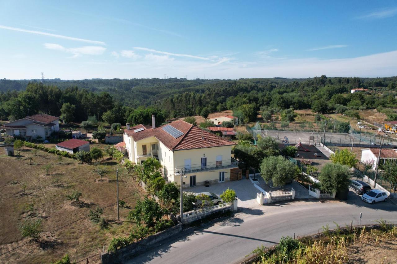 A Casa Amarela Διαμέρισμα Pinheiro de Coja Εξωτερικό φωτογραφία